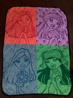 Bratz dolls colorful fleece throw blanket 46X60 core characters